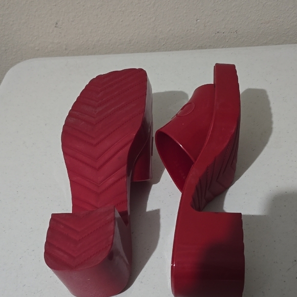 Gucci Red Women's Slide Sandals - Picture 9 of 13